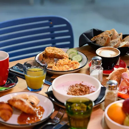 Jo&joe بيت شباب